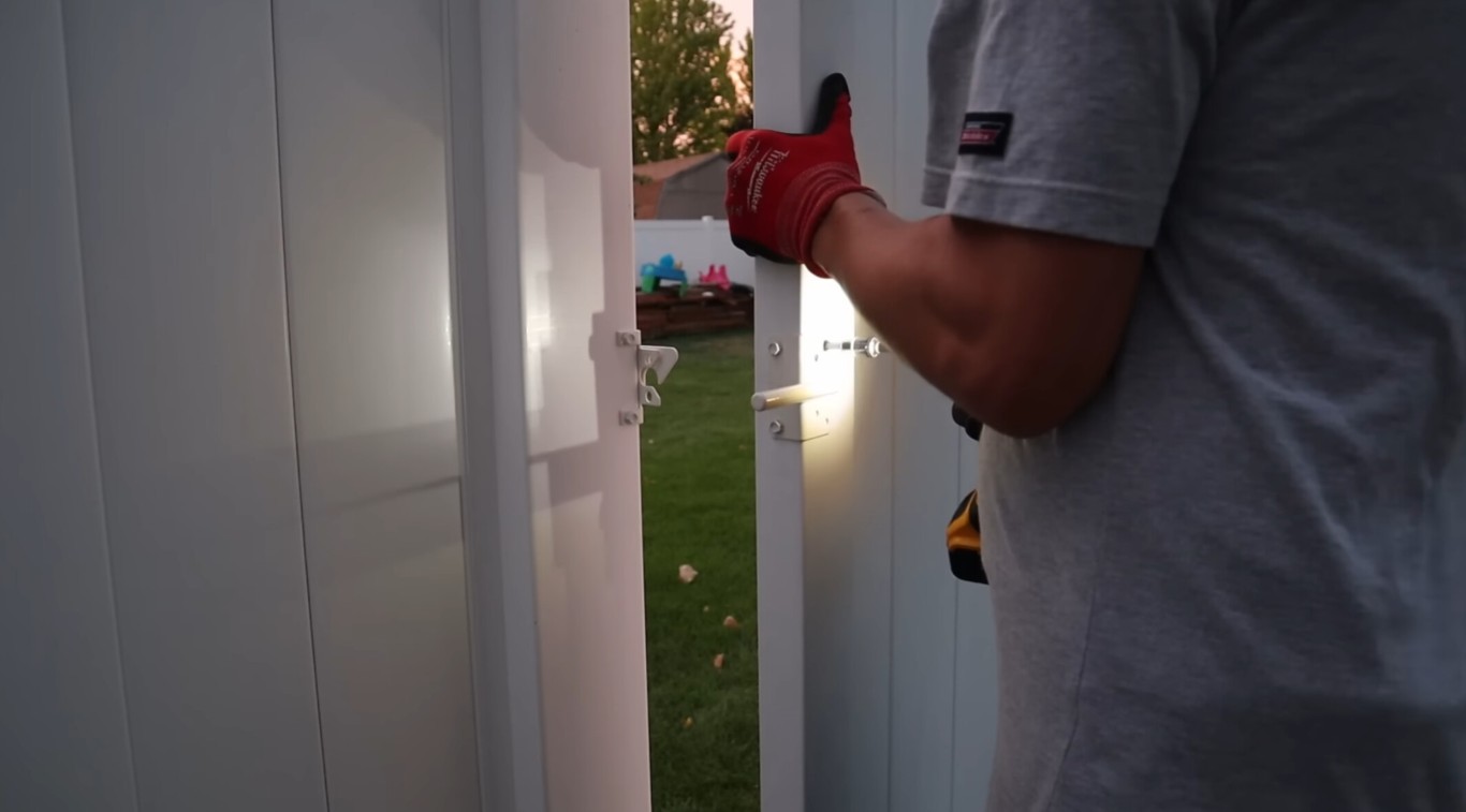 Professional fence repair and maintenance in Richmond, CA